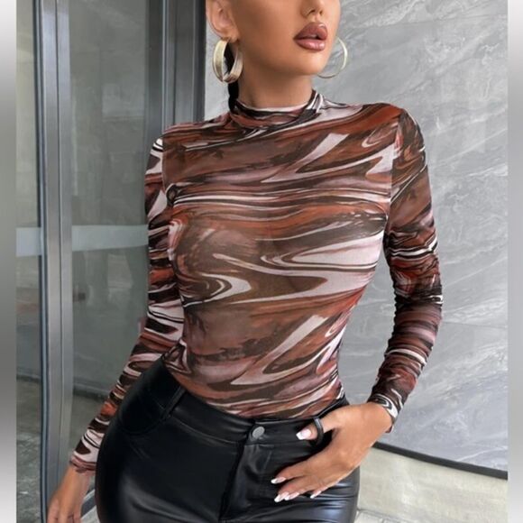 SHEIN Marble Print Stand Neck‎ Top NWOT - Picture 1 of 4